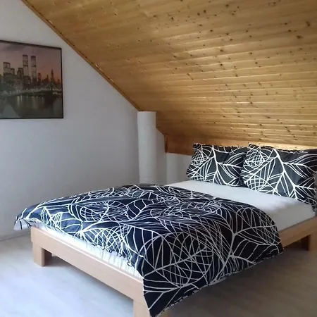 Gästehaus Sonnenhöhe * Irmenach